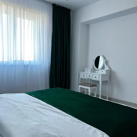 Yamaluxe - Modern & Spacious With Beautifull View Bukarest