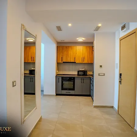 Yamaluxe - Modern & Spacious With Beautifull View