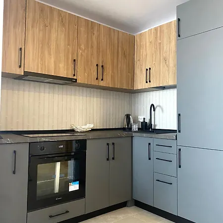 Yamaluxe - Modern & Spacious With Beautifull View Bukurešť